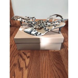 BCBGeneration - Niro-X Kitten Heel